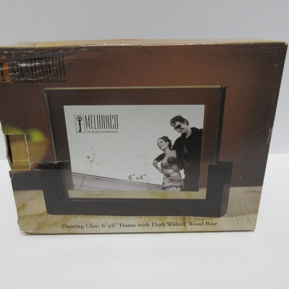 Melannco Floating Glass 6x4 Picture Frame W/Dark Walnut Wood Base W/Box - Picture 2 of 6
